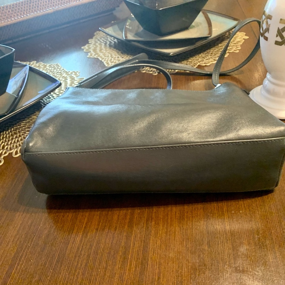 Purse - Picture 2 of 6